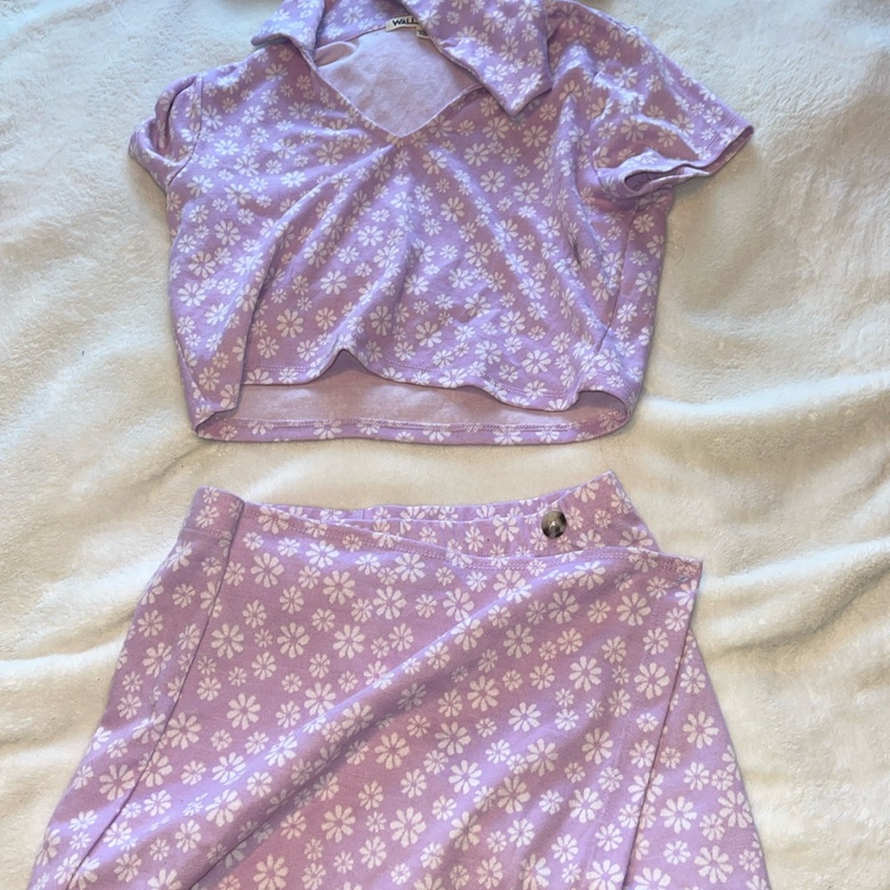 Adorable purple flower set